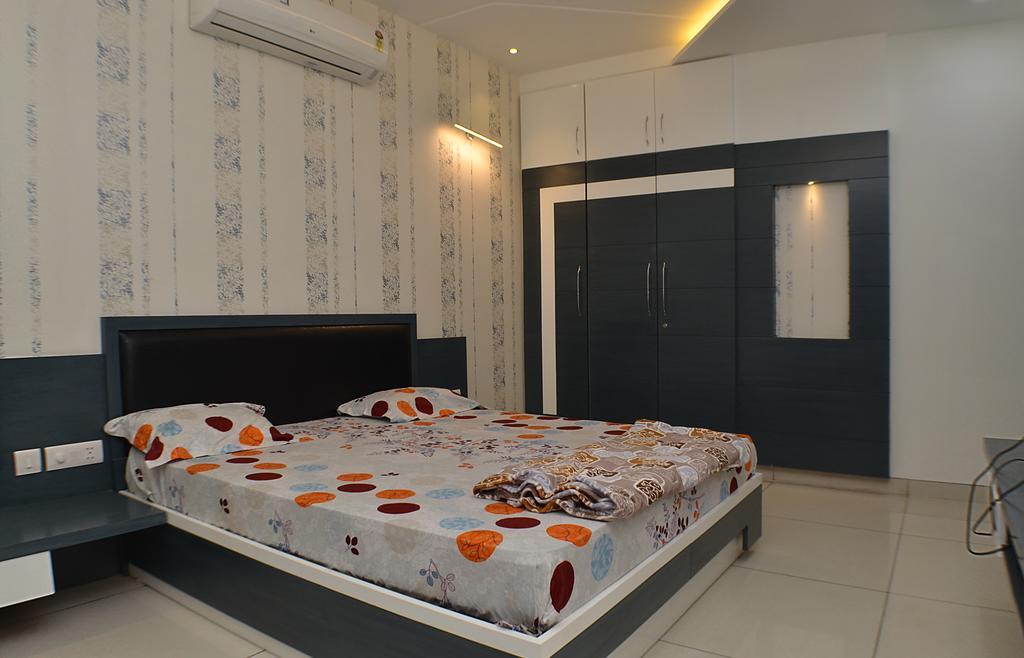 Luxury Inn New Delhi Bagian luar foto